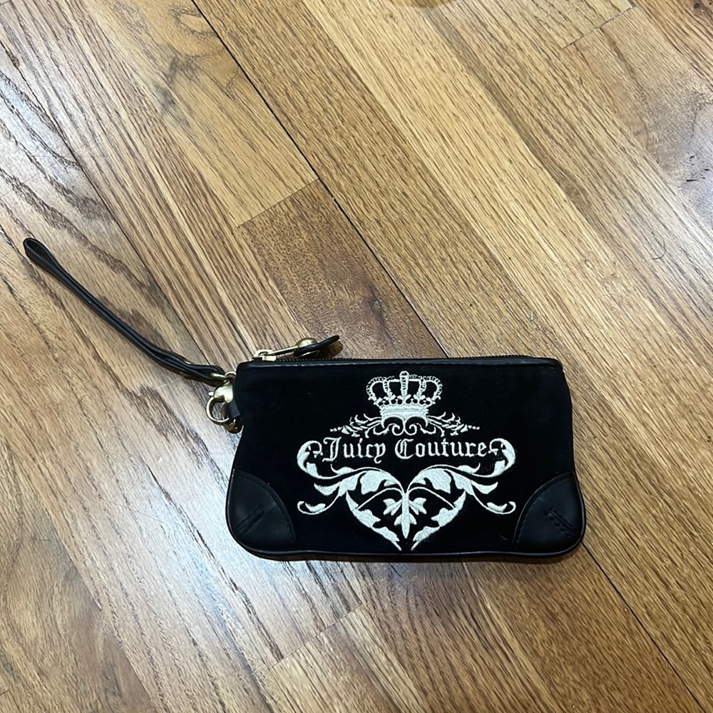 Juicy Couture Wristlet